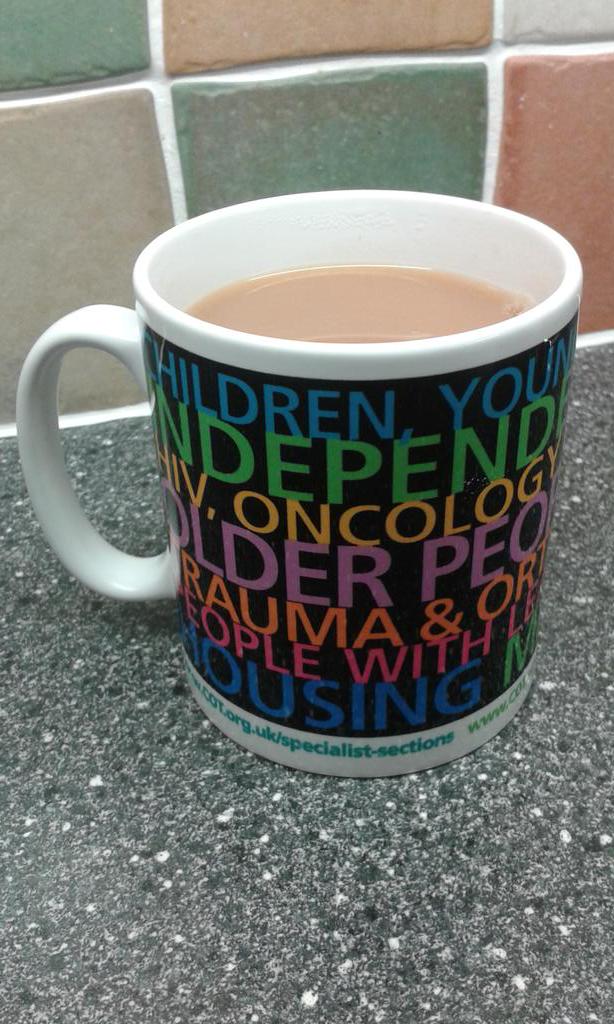 JodieB_OT's tweet photo. First brew in my new mug from #cot2015 @COTSS_OP @BAOTCOT http://t.co/3PgyNJZXpc