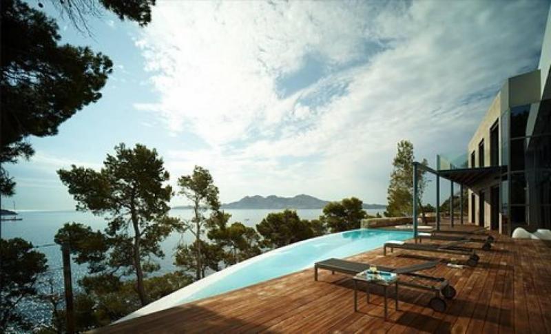 MaisonLuxueuse's tweet photo. Maison spain
http://t.co/cytbhhiTQ9 http://t.co/mkkOqHINEm