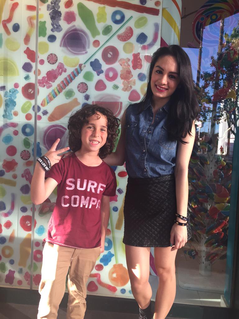 alexisjoyvipacc's tweet photo. TUNE IN #EWWS4 PREMIERE &amp; check out my INTERVIEWS with @drucker_jason http://t.co/K6ogE5rPfo &amp; http://t.co/bKQ2rRNJv0 http://t.co/qujxIZqlm9