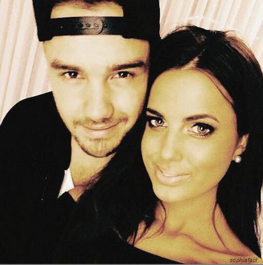 1D_24hNews's tweet photo. Un'area pic of Liam and Sophia❤️
#LiamWeNeedYourFinlandSelfie #LiamWeekProject #LiamPayne #LiamDay #LiamLeakTheAlbum http://t.co/c0BFjoigLV