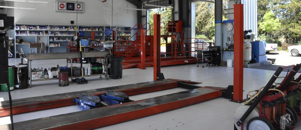 DriveRiteAuto's tweet image. oil change services Windsor, CA: bit.ly/1KM6yKm