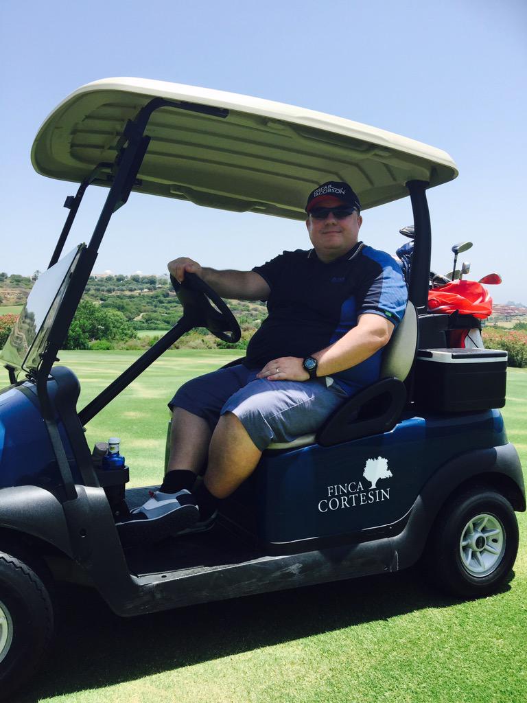 Golf_Society's tweet photo. Another great day golfing @FINCACORTESIN with @josefbrido http://t.co/GaSSdz4Izd