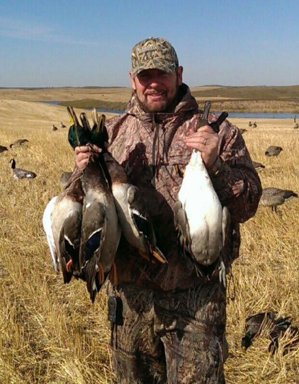 DavidProffitt1's tweet photo. Becoming a Waterfowl Expert ~or~It is what U learn AFTER U know everything that's important http://t.co/QfBYYhdRKQ http://t.co/phNTZAYdF7
