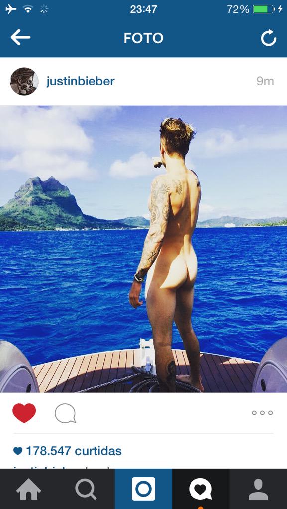 DAlSIESJUSTlN's tweet photo. "TMZ: Cantor Justin Bieber posta nude no Instagram provando que sua bunda é maior do que as de suas fãs" http://t.co/EPxwzuUWkV