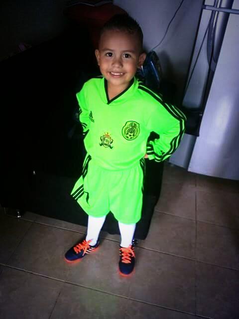 tatiscer's tweet photo. Mi Rey hermoso.. http://t.co/L8vaBO8IIL