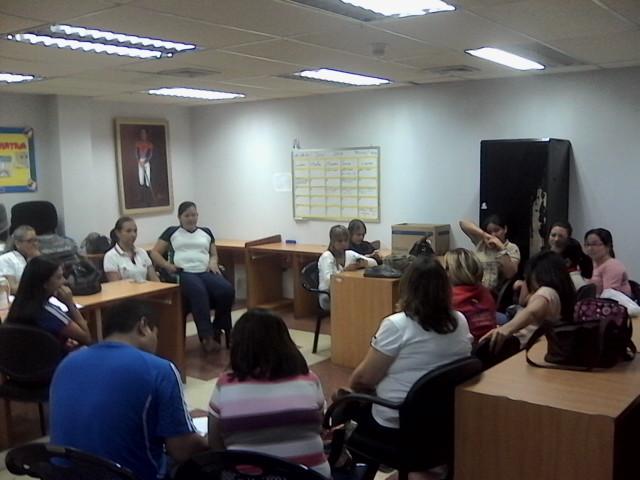 cbitsanrafael's tweet photo. Tutores del municipio Valera reunidos para la planificación y ejecución de los proyectos educativos http://t.co/Z2DdNVz9Wm