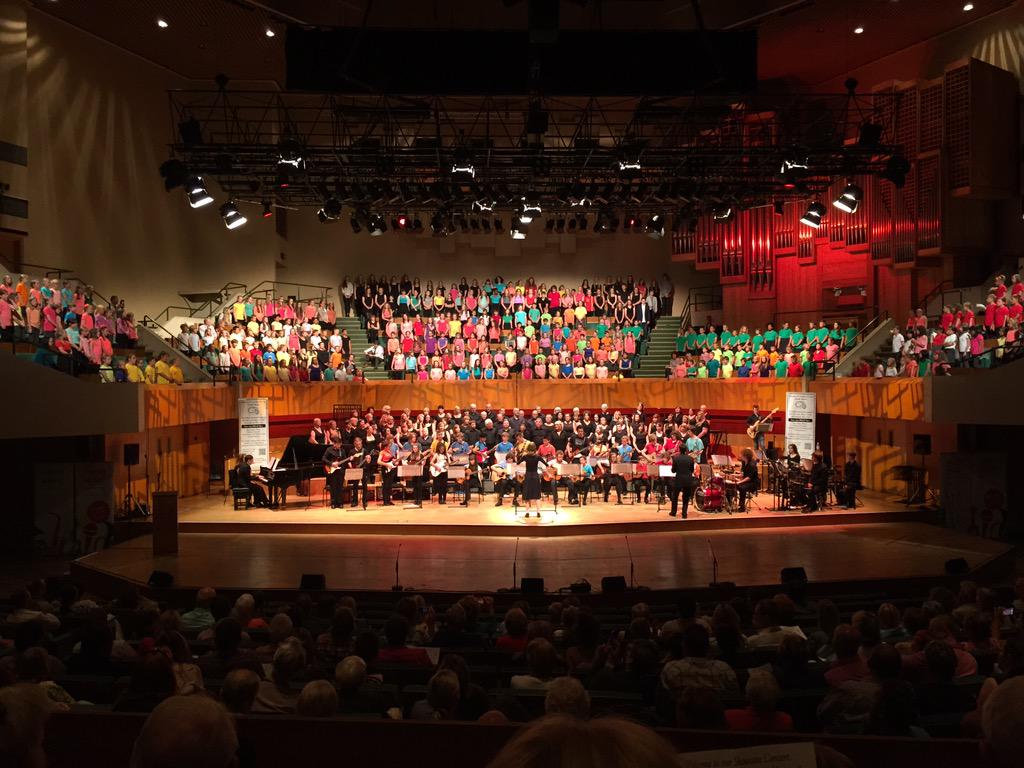 JohnGriffiths8's tweet photo. @milton_school Year 5 &amp; 6 Choir and Beatboxers at St. David's Hall http://t.co/skdMdLeNv7