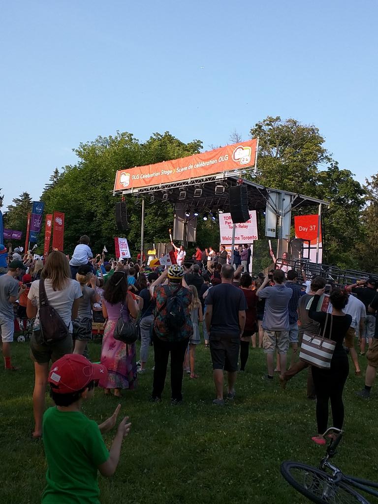 mamafaves's tweet photo. #CelebrateAndShare the Pan Am Games Torch Relay arrives in #Etobicoke by Natalie Spooner! http://t.co/PSvgptZqrw
