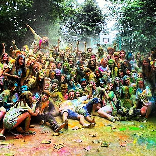 MathieuRG7's tweet photo. Cette journée des terminales c'était le feu, inoubliable  #lycéeInternational #1T5 http://t.co/b2jF8hQotp