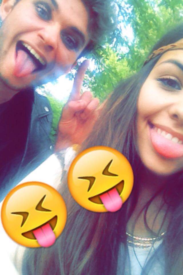 MathieuRG7's tweet photo. Puis la spirit week où fallait se déguiser avant c'était pas mal non plus 😂 #lycéeInternational #1T5 http://t.co/3YyTP6Zc8b