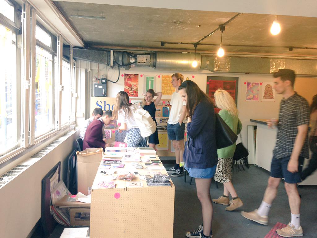 Rock Paper Scissors tweet media