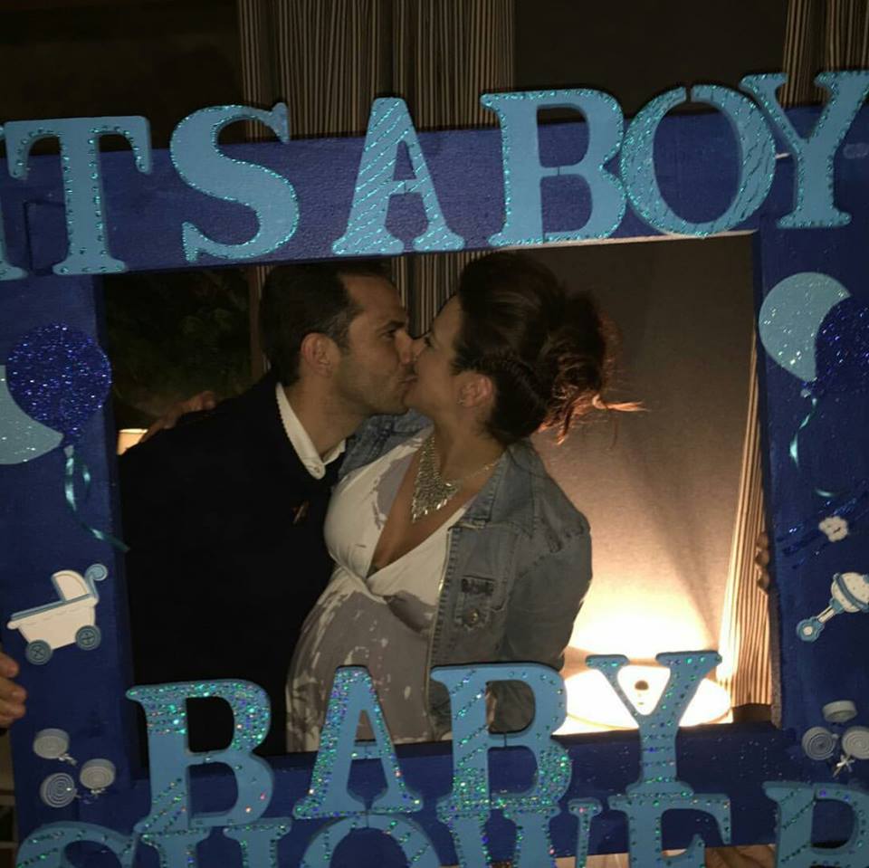 FernanduAna's tweet photo. que lindos los papis  ...vas a hecer un gran mami #SilviaNavarro 
#BebeCasanovaNavarro http://t.co/ZTxCmHApXW