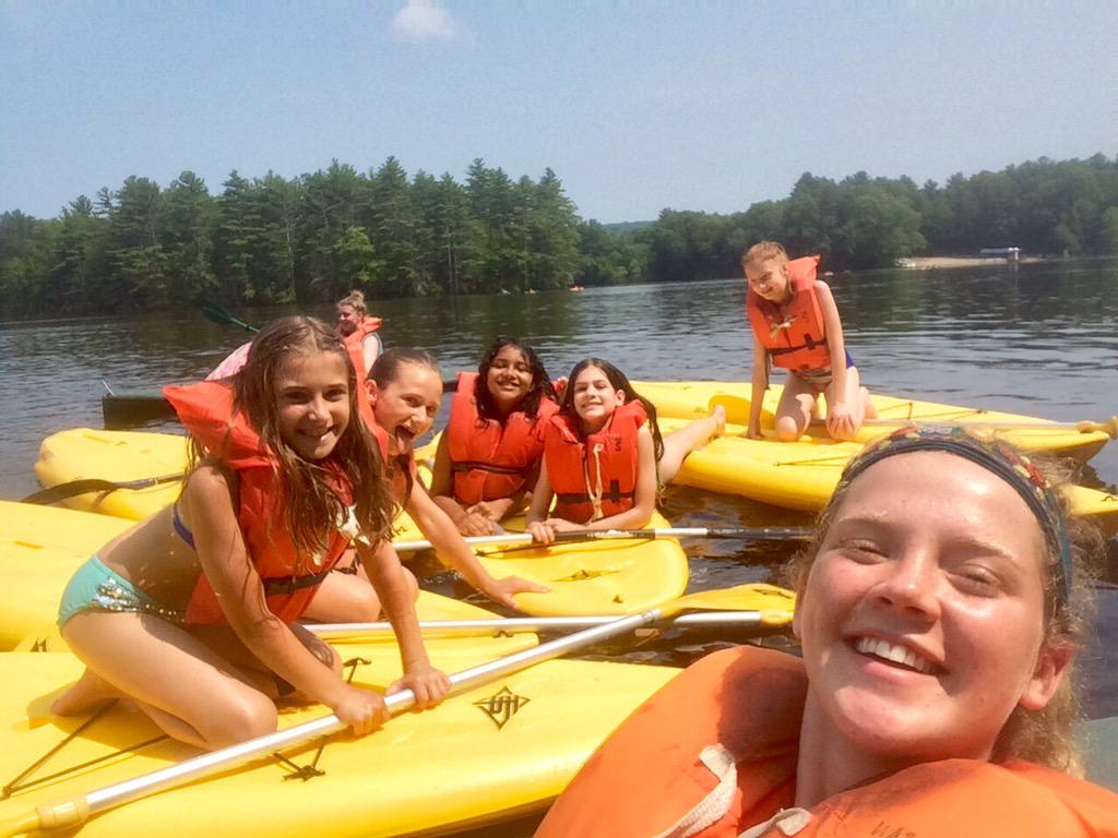 AltonJonesEEC's tweet photo. Standup Paddleboarding on Lake Eisenhower! #SummerOfWAJ http://t.co/WOZSLcu9JR
