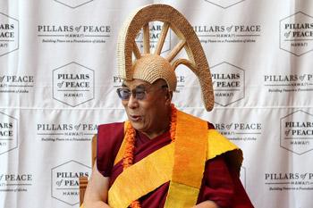 lucykmorgan's tweet photo. Happy Birthday to His Holiness, the 14th @DalaiLama #HappinessNotComeFromSky #YOLO #CoolHats #DalaiLama http://t.co/J740MRwOHr
