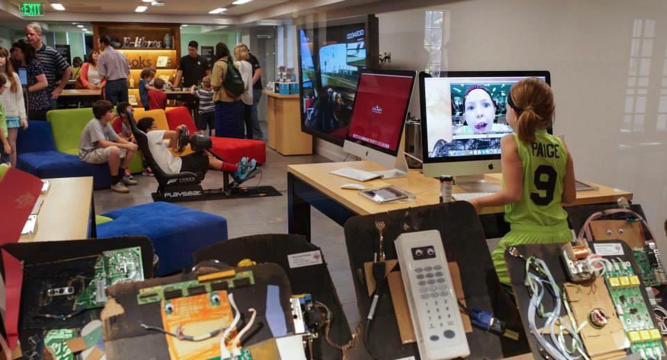 UofOklahoma's tweet image. OU brings hands-on technology playground to Oklahoma educators at #EngageOK! bit.ly/OUEngagesOK