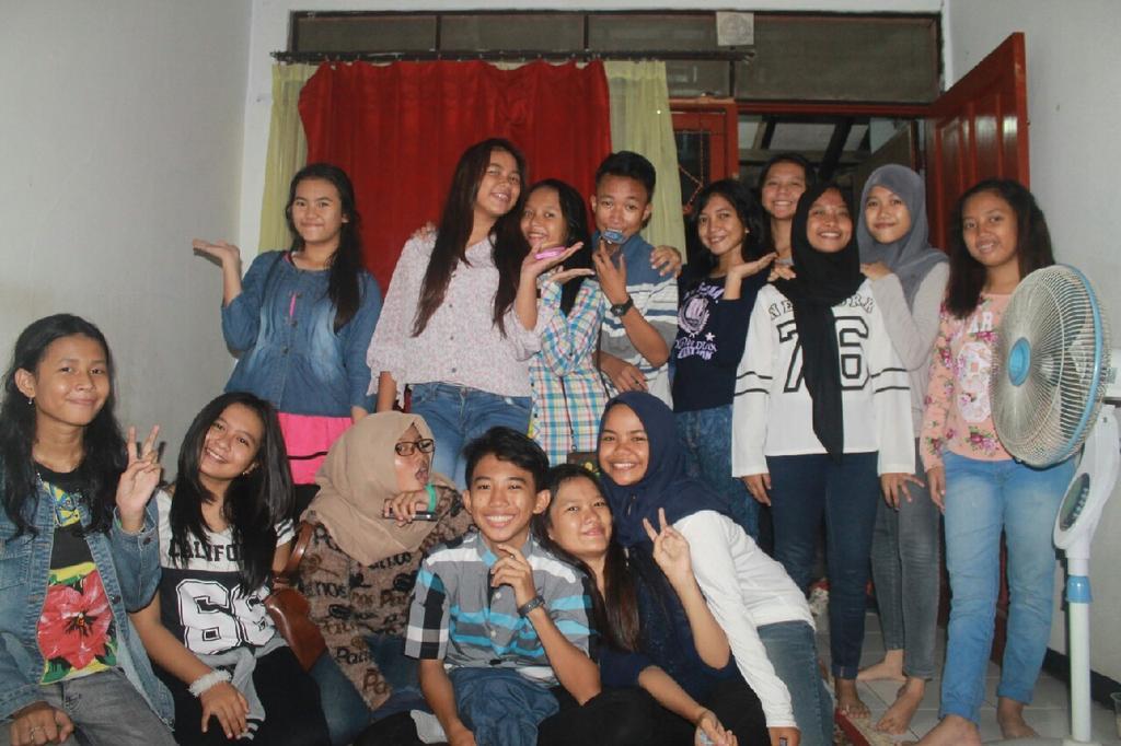 9Boosforcess's tweet photo. coz setelah udah jarang ketemu jd gatau malu gini. http://t.co/88aRTusrHz
