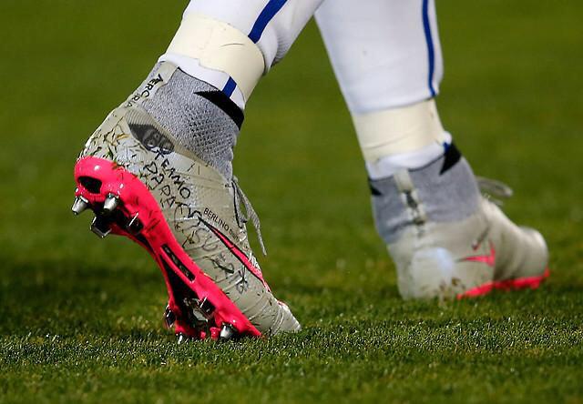 zapatillas de arturo vidal