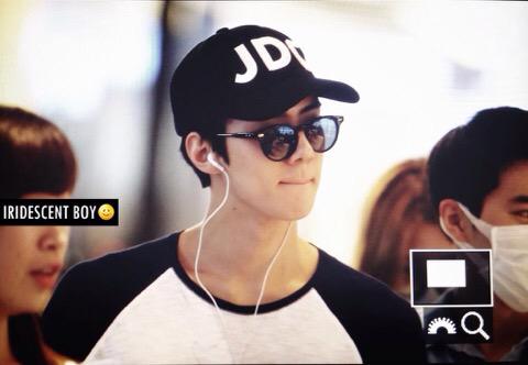 EXOGlobal's tweet photo. [PREVIEW] 150707 Sehun at Haneda Airport Cr: iridescent boy http://t.co/NnAM9xkttr