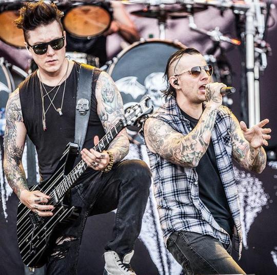 Happy 34th Birthday Synyster Gates   