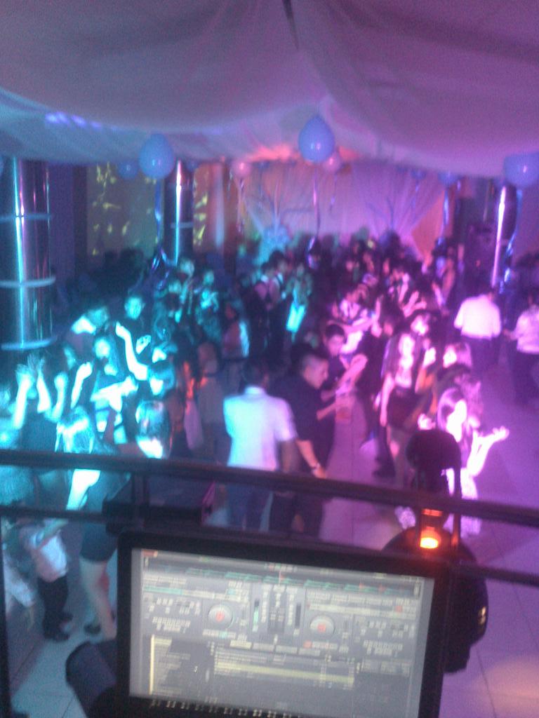 RodrigoOchoadj's tweet image. Éxitos en eventos #dvj_kalimba #LaPaz