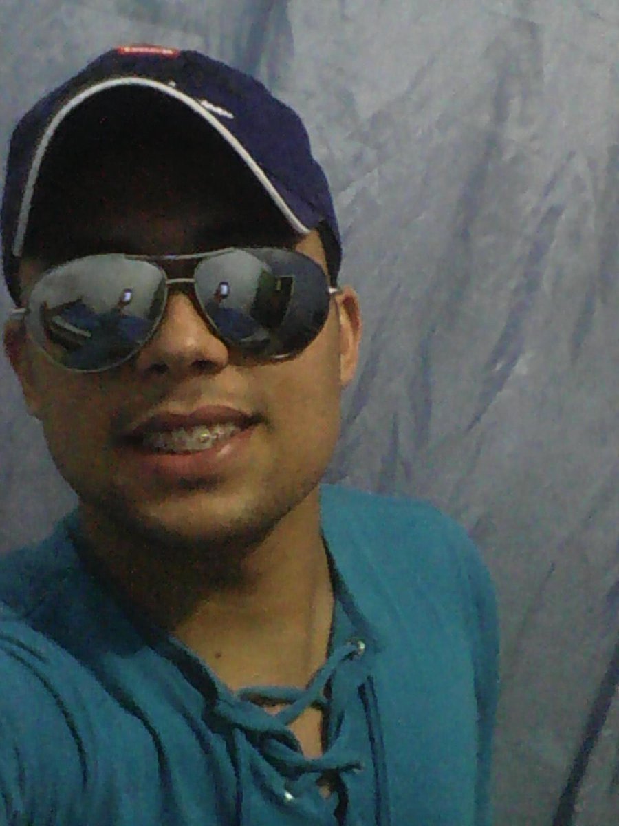 Felipe_Donatto's tweet photo. "Sou Grato A Deus Por Mas Um Ano De Vida Que Ele Tem Me Concedido.

Obrigado Papai Do Céu...
Parabèns Pra Mim.
#18An http://t.co/0x31H0IFKZ