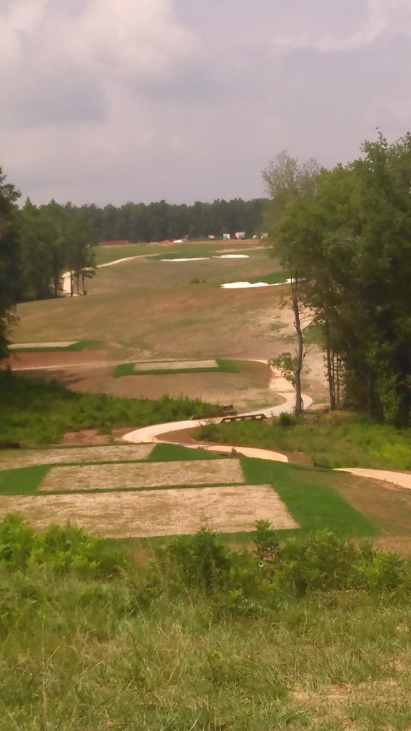 CutalongVA's tweet photo. Update on Hole #11...All fairway bunkers in and grass growing fast.. http://t.co/dVAYNMGmJm