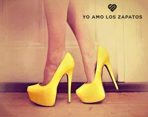 YoAmoLosZapatos's tweet photo. #yellowshoes estan en mi top de favoritos <3 #iloveshoes #trend 
http://t.co/KGBKkRqqaO http://t.co/48zIhKB2OV