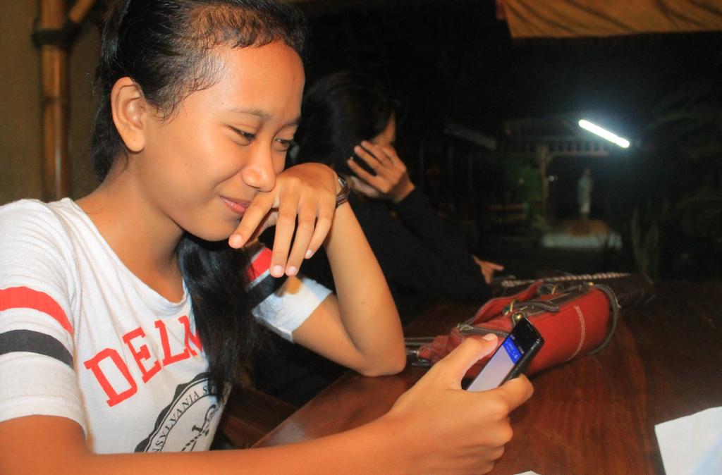 ayudiah1306's tweet photo. Candid http://t.co/meaLjo8yxM