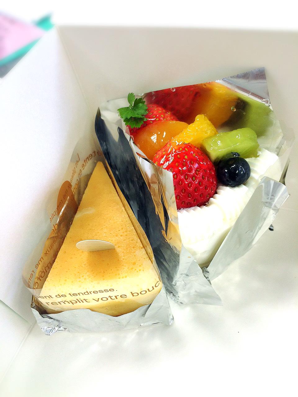 学校法人 郡山開成学園 郡山女子大学 郡山女子大学短期大学部 毎週火曜 女子大にケーキ屋さんが来ているのはご存じかしら W P 1024 さんというケーキ屋さんよ これがおいしいいの Http T Co 16bm2g6mby 女子大ならでは お