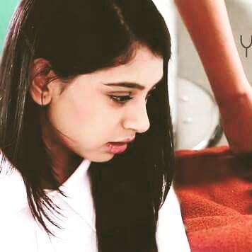 KYYaariaan's tweet photo. That glow in her face ♡♡♡

@niti_taylor http://t.co/bNqszkvjdy