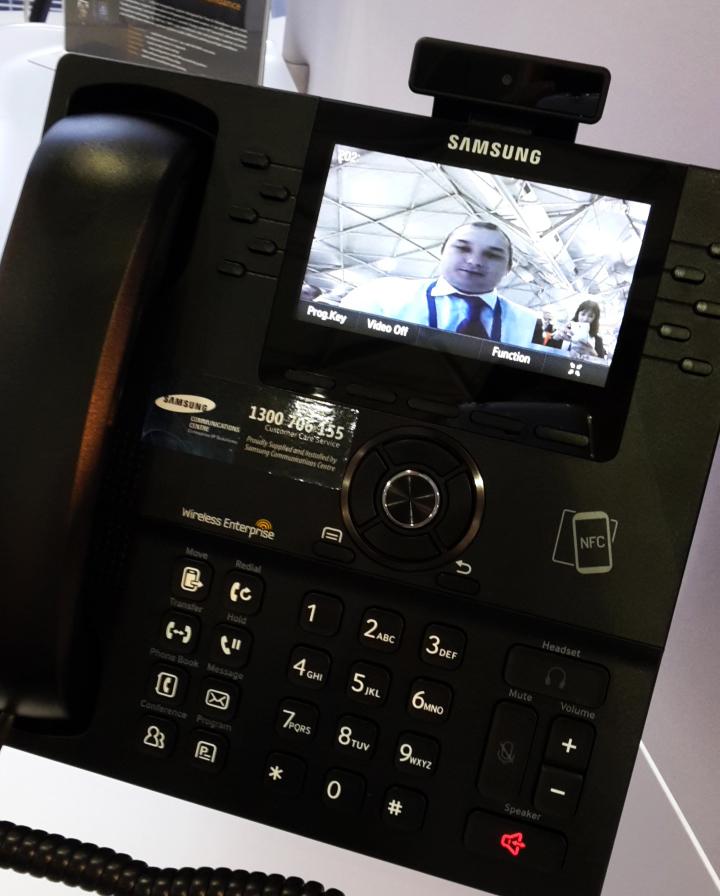 TheSamsungCC's tweet photo. Equipped with powerful Wi-Fi technology, #Samsung's new IP Phone brings 1.3M pixel camera for video conferencing. http://t.co/Y9nBI9GqRM