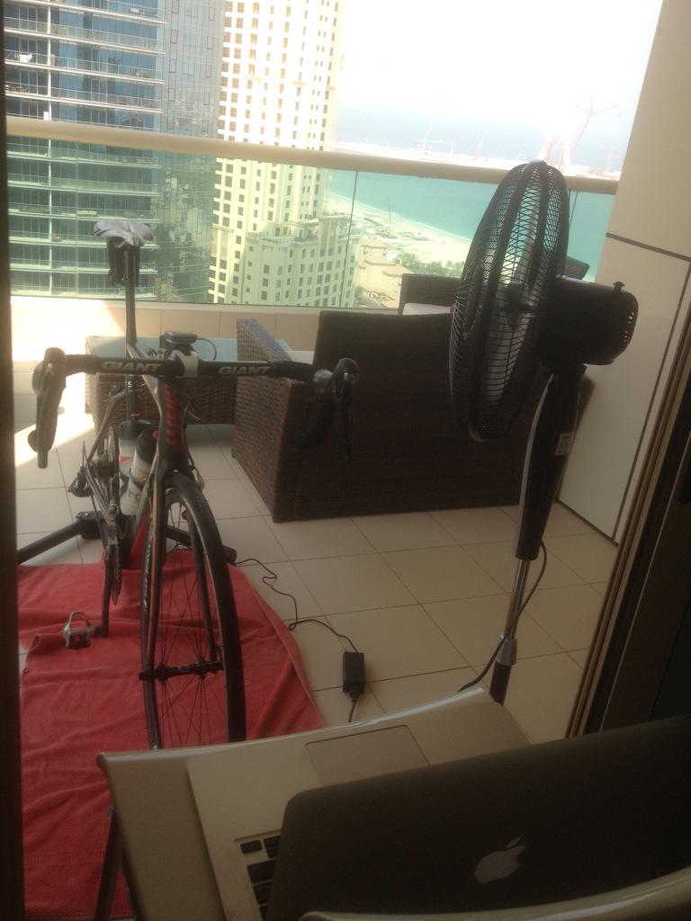 posthaze's tweet photo. Inside but out side ;) keeping the body in dubai's heat @GoZwift #mydubai http://t.co/PHqofguYdl