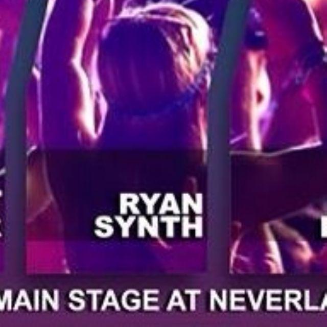 kingcal_vin's tweet image. Vote for my homey @RyanSynth here m.facebook.com/story.php?stor… by commenting #RyanSynth
