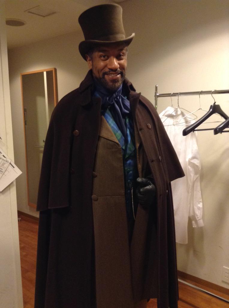 marksdoss's tweet photo. 1st entrance coming up #latraviata #bassbaritone #marksdoss #Japan http://t.co/Co0mGm8Mbz