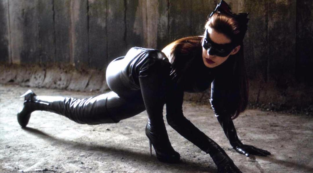 Selina Kyle (@leatherkitten) on Twitter photo 