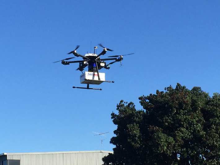 S2iComms's tweet photo. Watch #NewZealand’s first ever drone delivery, courtesy of @FastwayCouriers and @Fly_Flirtey! http://t.co/mfTHhhHjZn http://t.co/2ZREW30cg2