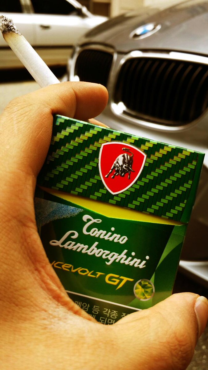 새로나온 담배 람보르기니 아이스볼트 GT를 한번 몰아봤습니다.
죽여주네요. 캡슐터트리는 순간 부스터각. 강력한 멘솔이 목구멍으로 달려들어옵니다. 그란투리스모!