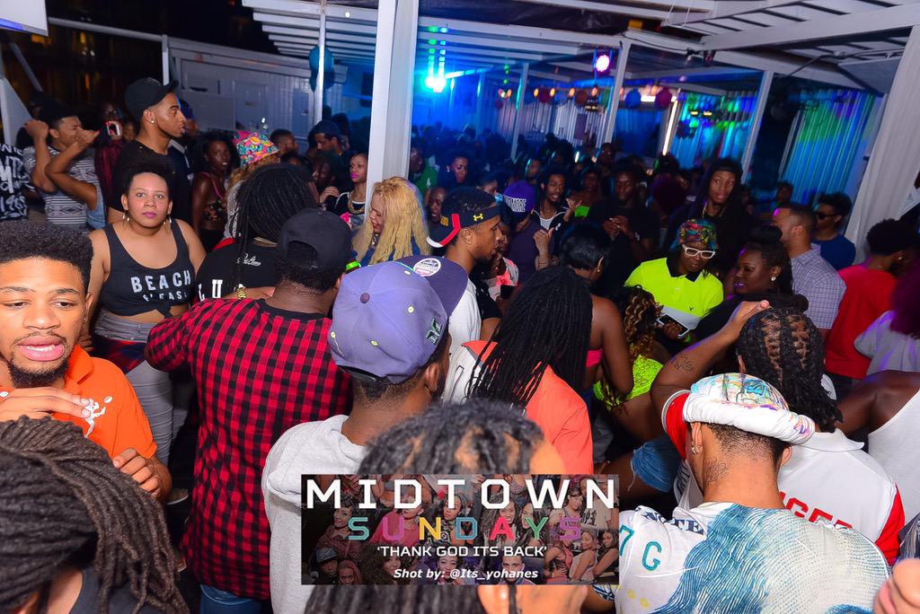 DMVDNetworks's tweet photo. @bcartner212 July 12 #ElectricDC [The 4 Floor Rave] Text Rave To 555888 For Free Entry. 1219 Conn Ave NW (18+) http://t.co/Ei9p6EZsUP