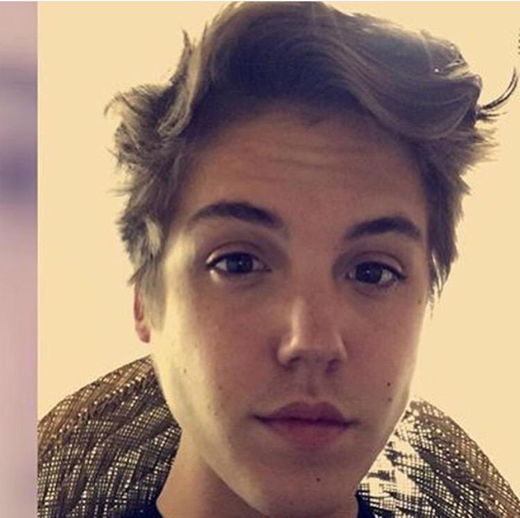 Happy birthday matthew espinosa I love you!!  I can\t believe your already an adult! I LOVE YOU! 