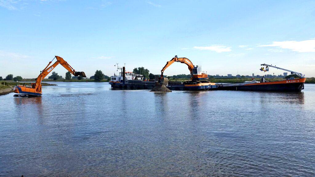 pascalog's tweet photo. En weer een loslocatie in wording tbv. @nieuwedijkhop gemaakt door #combinatie HOP #vanoord en @GMBtweet http://t.co/AQ4tyJ9d09
