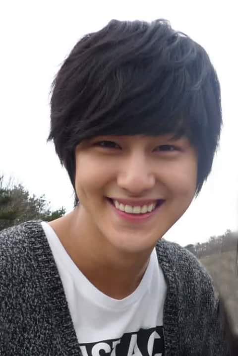 Happy birthday Opaa Kim Bum      