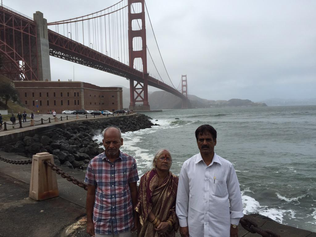 Vivekvinayak5's tweet image. My parents with me