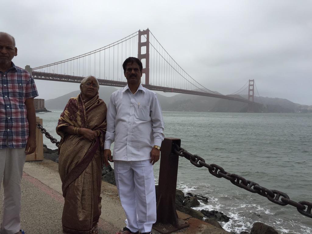 Vivekvinayak5's tweet image. My parents with me