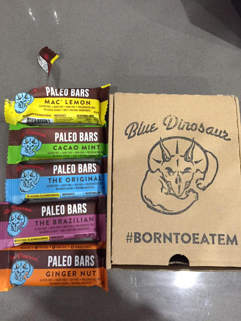 EuanAitken3's tweet photo. Can't get enough of the @BlueDinosaurBar ! My personal favourite is the Mac' Lemon 😍 #borntoeatem http://t.co/wqxZ4blqO3