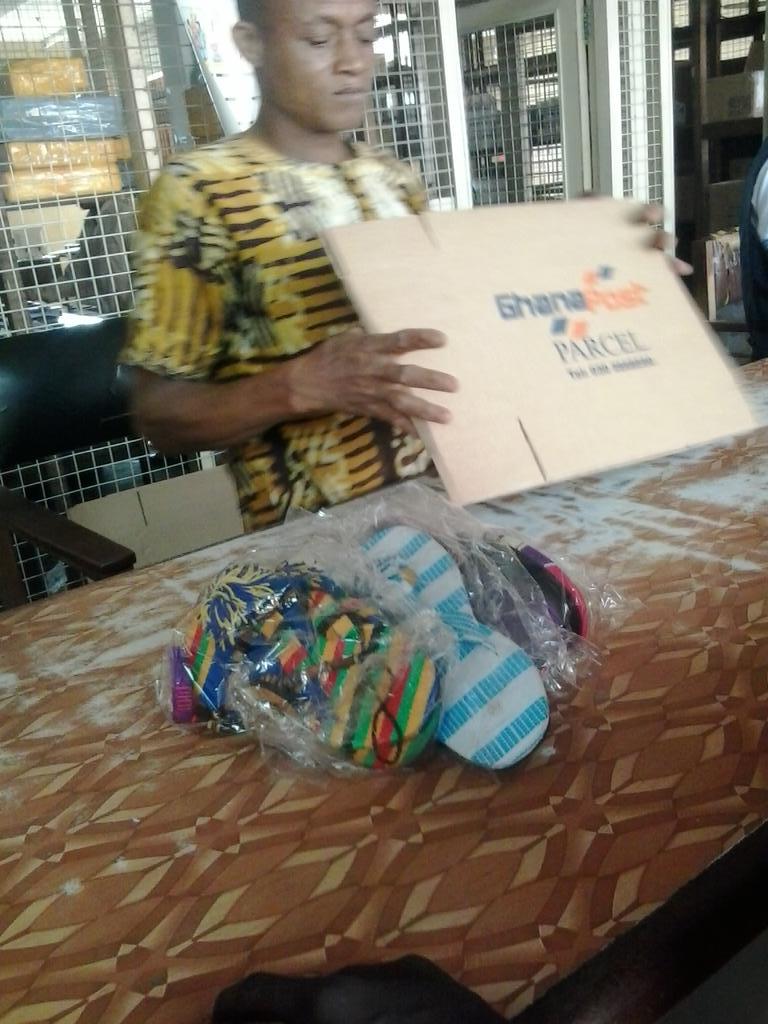 Afriworks's tweet photo. Posting some products ( slippers,necklace and bracelet) to a friend un Canada http://t.co/F8pCFgGLTe