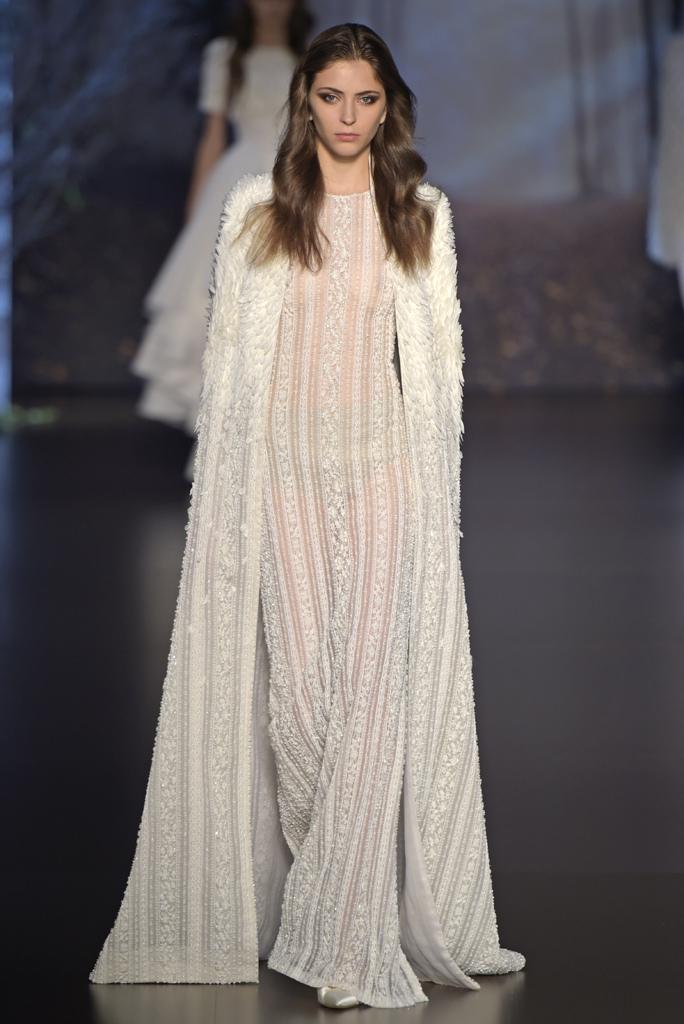 MANDPMODELS's tweet photo. TRIPLE WHAMMY! Check out #NewFaces #Jules and #LauraW walking for @ralphandrusso #Couture http://t.co/FxsWuJbVp2