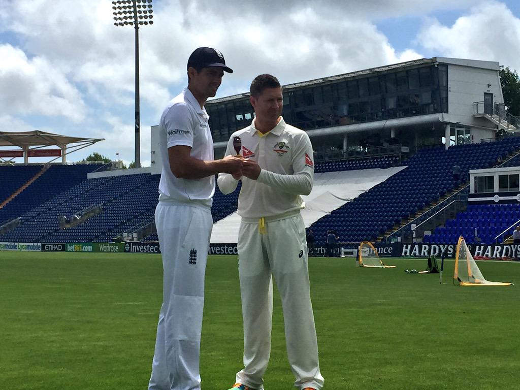 It's official now. The #Ashes is ON! #CmonAussie