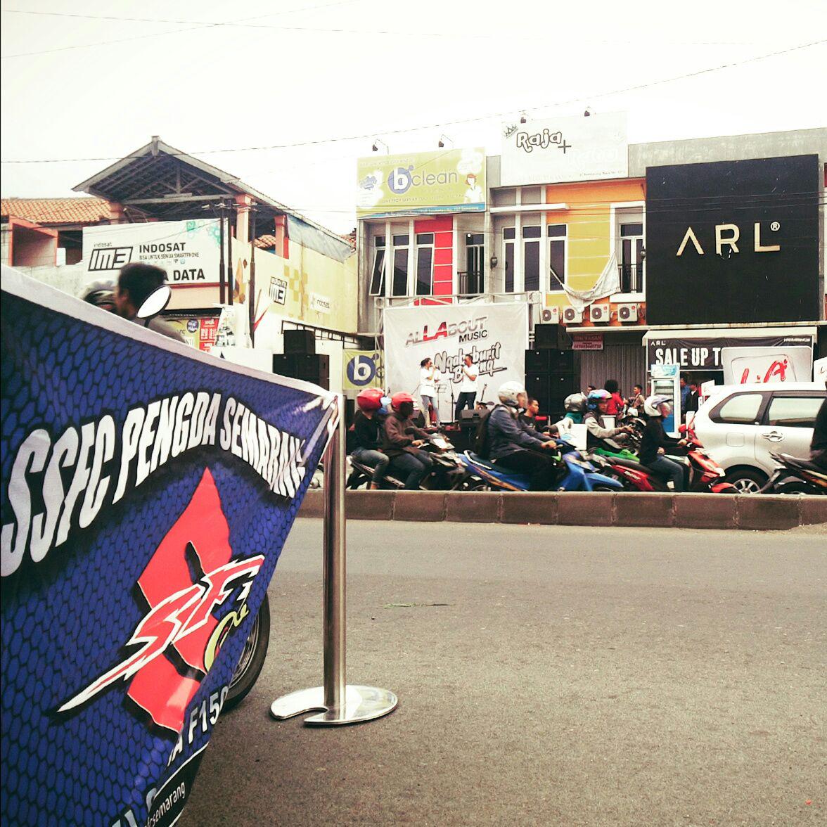 Salam hangat ngabuburace dari <a href="/SsfcSemarang/">Ssfc Pengda Semarang</a>. #alLAboutmusic #LAmobile #ngabuburitaja