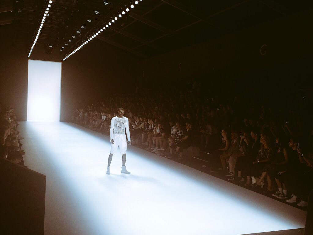 MBFWB's tweet image. Show starts now! Watch #sopopular live: bit.ly/1h5xZ3N #MBFWBLive