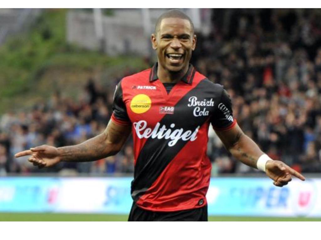 PlayFav's tweet image. RT Beauvue.                        Fav gignac